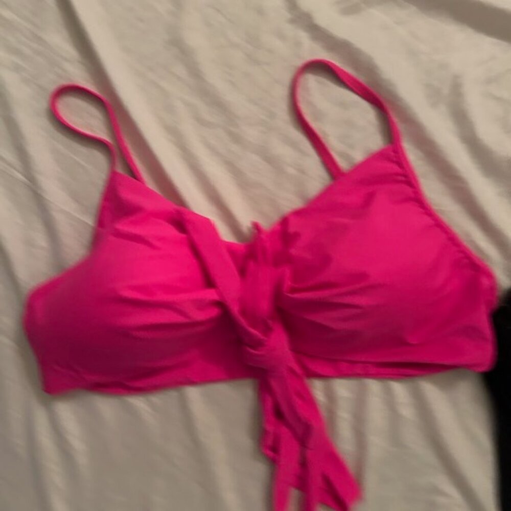pink victorias secret size medium  womens bikini top swim suit swimming